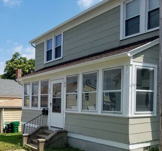 33 Wintworth St, Chicopee, MA, 01013