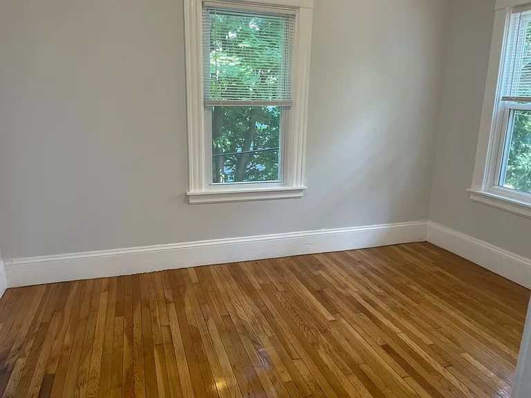 656 Elmwood Ave — Photo 7