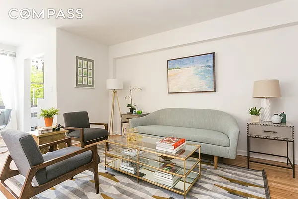 Rented by Compass | media 23