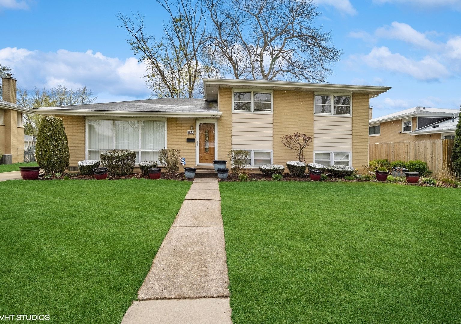 207 Michael Mnr, Glenview, IL 60025 Zillow