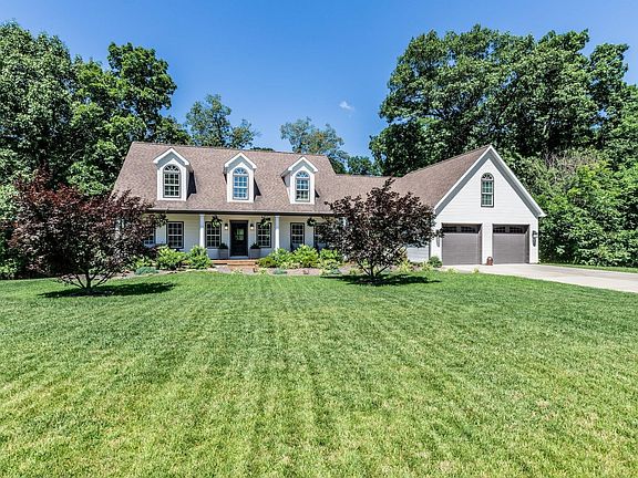 2nd image of 10689 S Oak Ridge Est