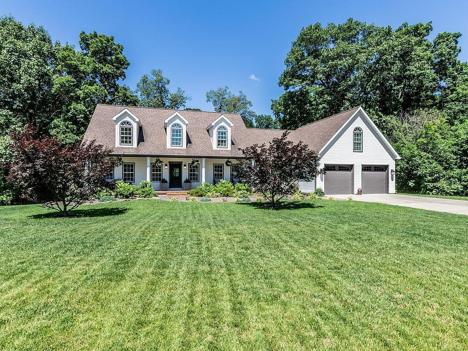 1st image of 10689 S Oak Ridge Est