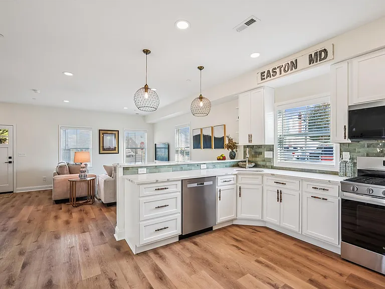 Custom Pendent Lighting over Breakfast Bar