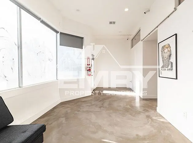 5655 E Beverly Blvd — Photo 9