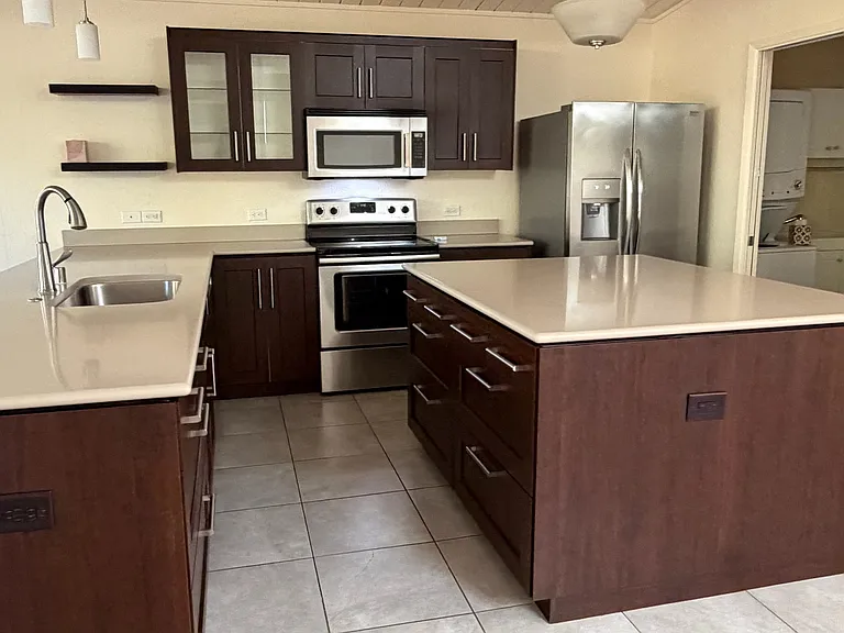 834 Miller Ave — Photo 22
