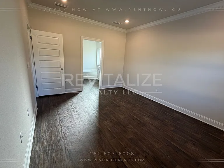 14930 Dayton Cir — Photo 20