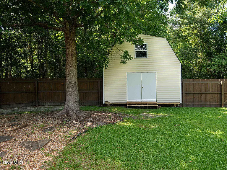 301 Old Dam Rd — Photo 53
