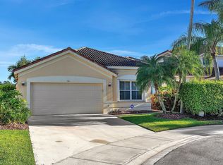 581 Willow Bend Rd, Weston, FL 33327