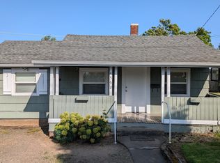 4562 NE Cully Blvd, Portland, OR 97218