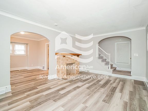 1525367_003_wm_-_living_room_13617200.jpg