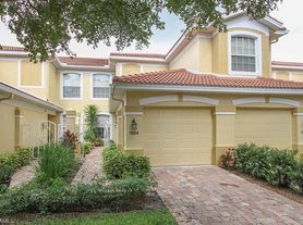 2175 Arielle Dr, Naples, FL