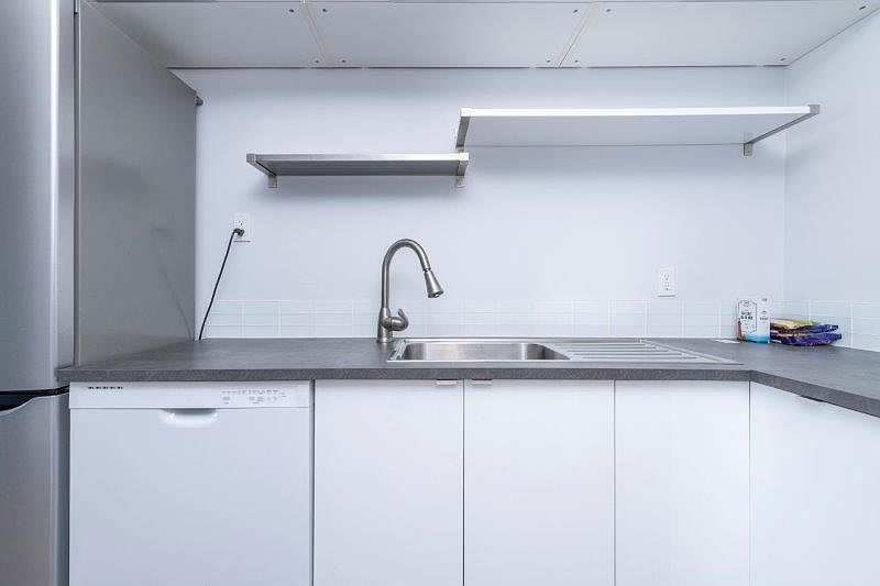 Calgary Apartment for rent - 1 Bedroom — photo 4