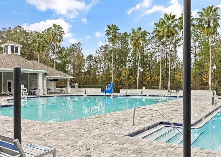 1687 Majestic View Ln — Photo 17