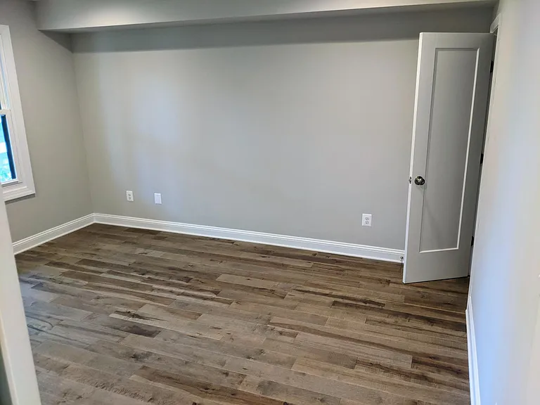 1915 Capitol Ave NE #2 — Photo 8
