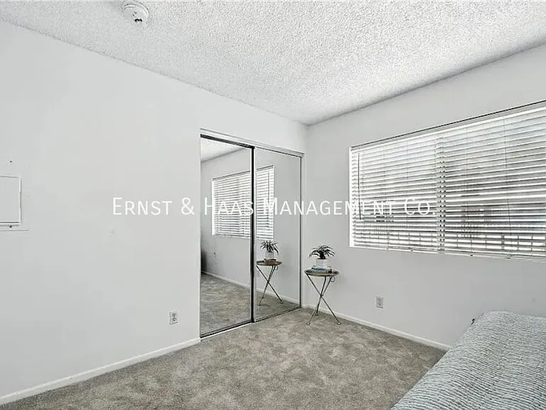 955 E 3rd St #304 — Photo 17