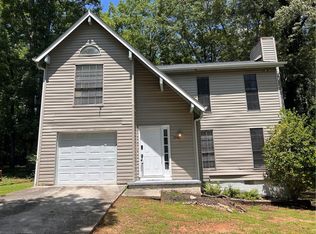 3948 Valley Brook Rd, Snellville, GA 30039