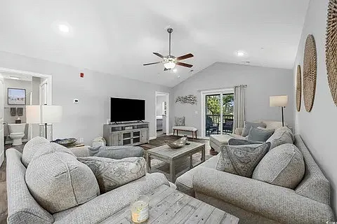 125 S Shore Blvd #305 — Photo 3