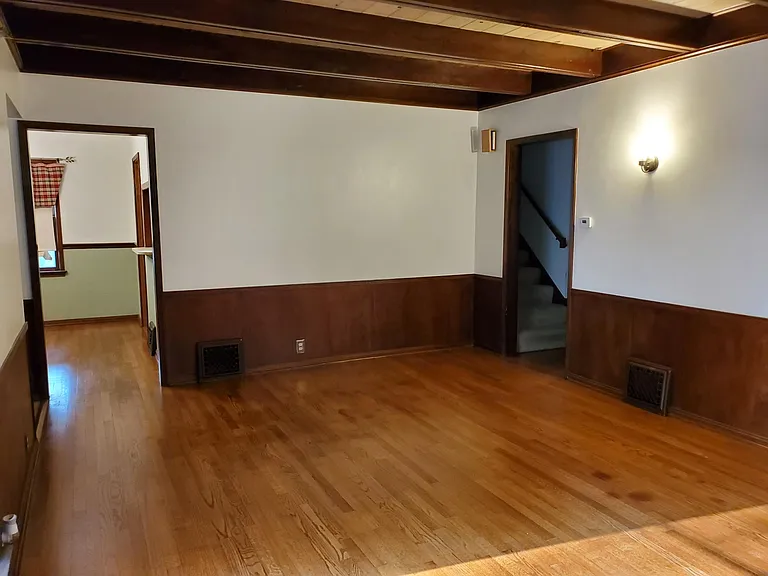 412 N Magnolia St — Photo 6
