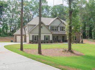 175 Woolsey Park Dr, Fayetteville, GA 30215