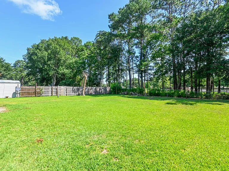 617 Longleaf Rd — Photo 14