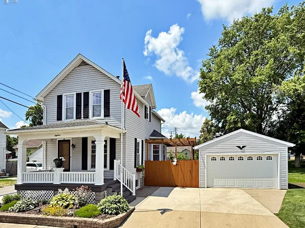 18 Maple St, Tiffin, OH 44883