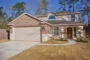 4 bed, 2.5 bath, 1900 sqft, $2,200 — Photo 2
