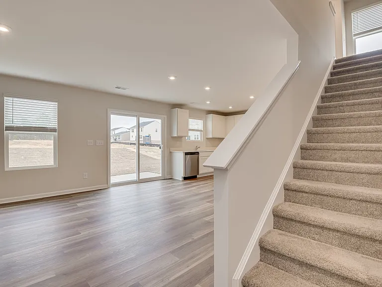 208 Barracks Rd — Photo 2