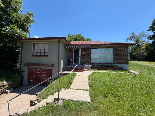 9564 Wayne Ave, Cincinnati, OH 45215