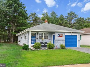410 Jamaica Blvd, Toms River, NJ 08757