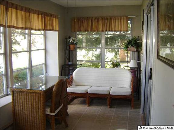 2nd image of 6 Bunker Hill Drive #A