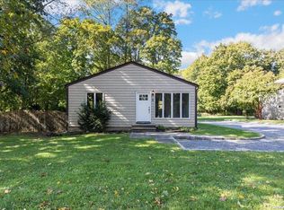 8 Brooksite Dr, Smithtown, NY 11787