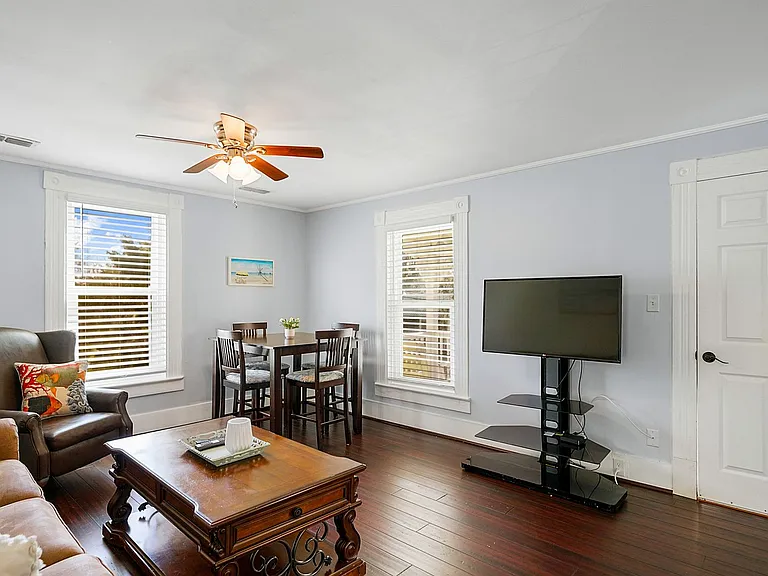 14 Sanchez Ave — Photo 28