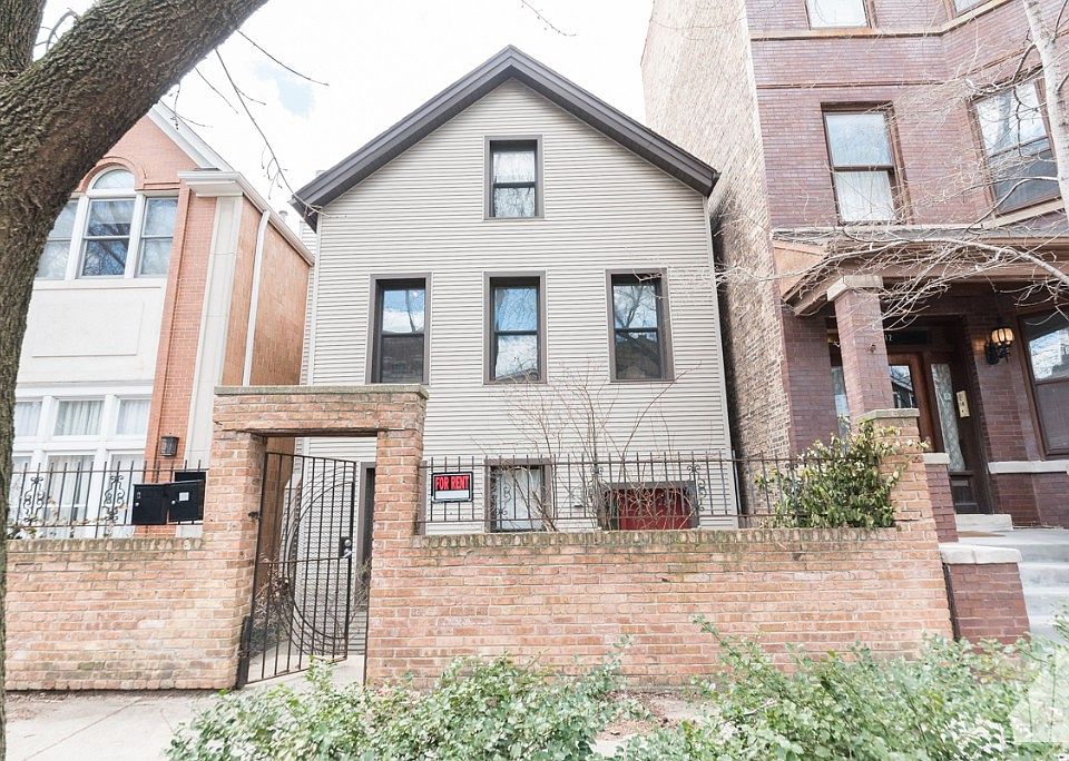1st image of 2308 N Greenview Ave #2B