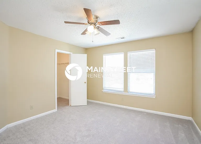 4420 Courtfield Dr — Photo 10