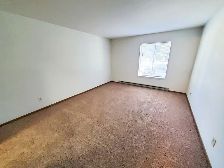 Orchard Village Apartments — Photo 49
