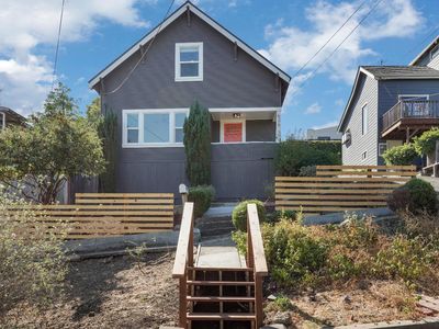 525 Alhambra St, Crockett, CA, 94525