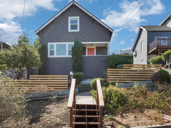 525 Alhambra St, Crockett, CA 94525