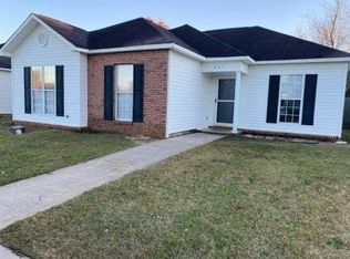 203 Norman Ln, Warner Robins, GA 31093