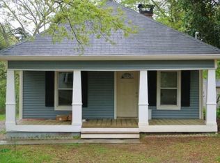 410 Jones St, Buford, GA 30518