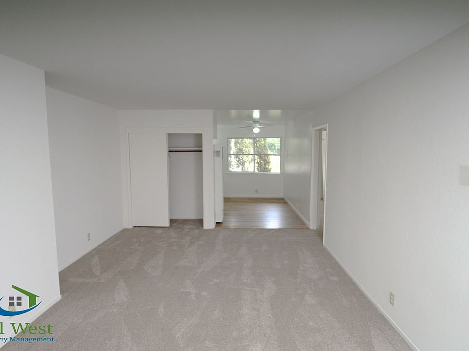 1st image of 1376 Sierra Ave #1-6
