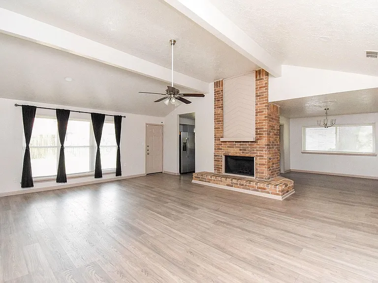 13430 Piney Oaks Dr — Photo 7