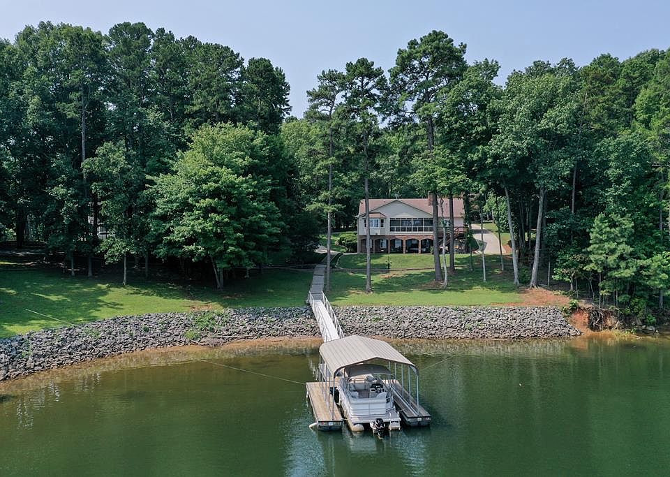 1st image of 511 Highpoint Blvd