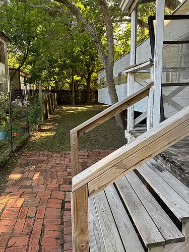 1506 Maple St Photo 1