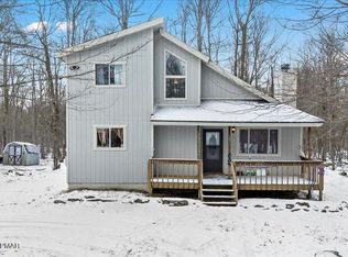 1190 Aurora Ter, Tobyhanna, PA 18466