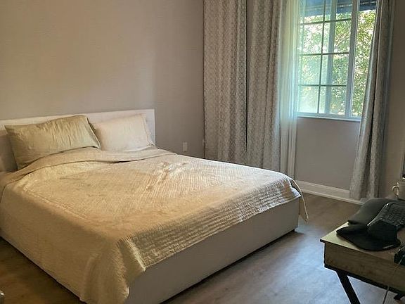 5th image of 255 NE 3rd Ave APT 206