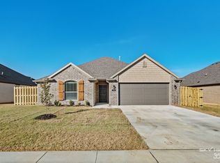 293 W Tyler Rd, Farmington, AR 72730