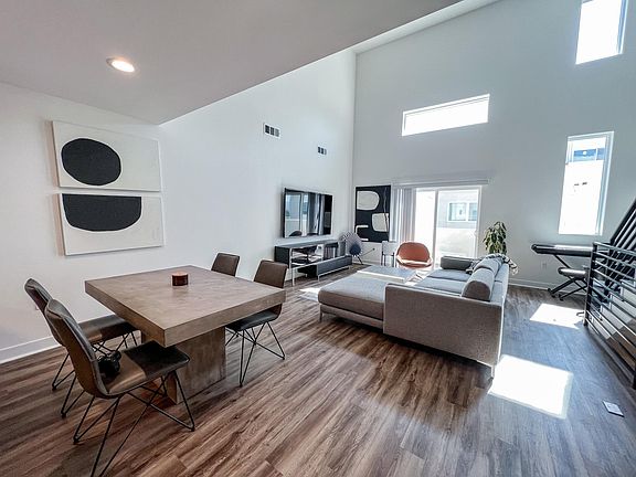 3rd image of 5619 N Bella Blanco Dr