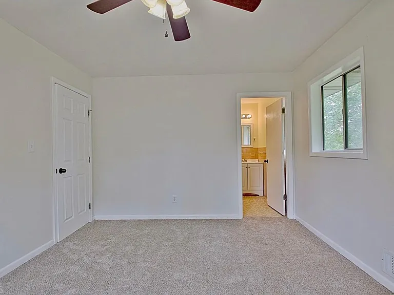 745 Anderson Dr — Photo 41
