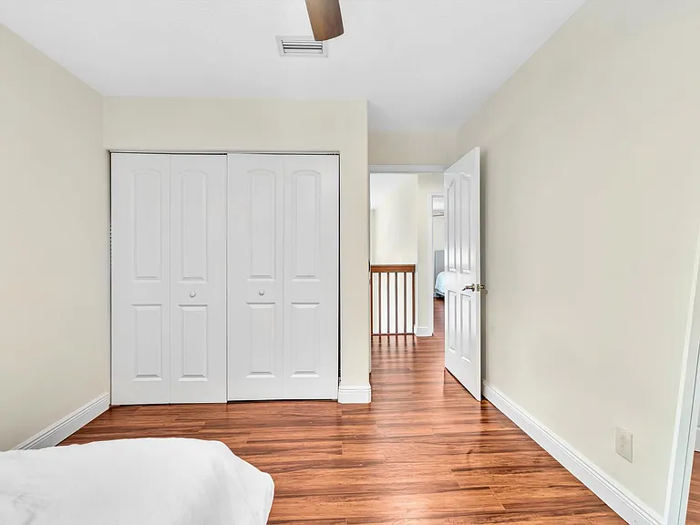 10310 Santiago St — Photo 57