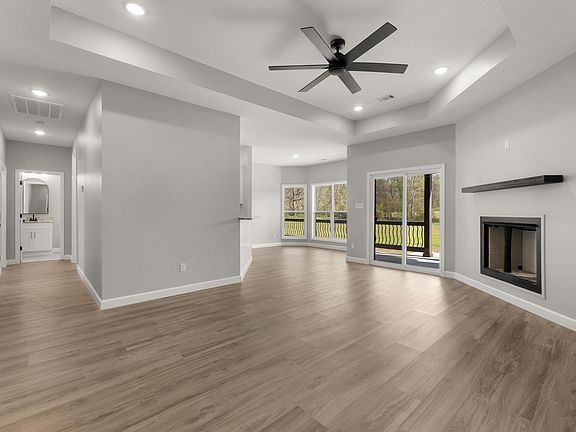 4th image of 28 Sisney Dr
